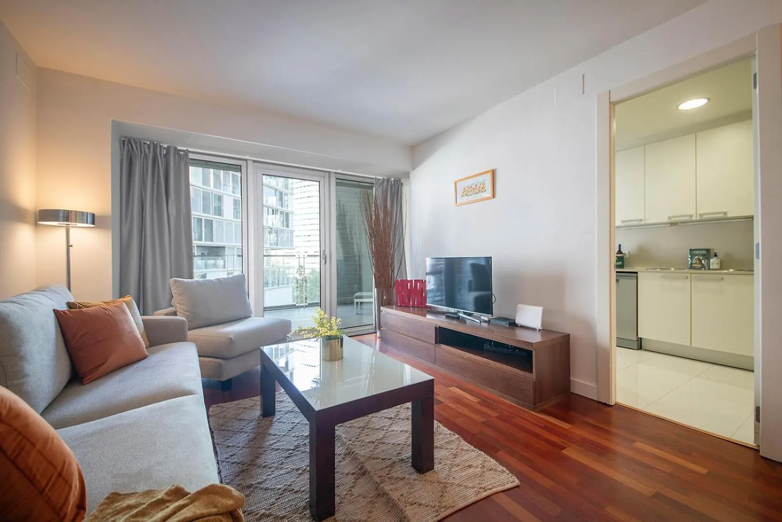 ברצלונה You Stylish Beach Apartments ספרד