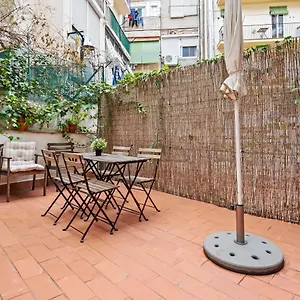 Flateli Poble Sec Apartment