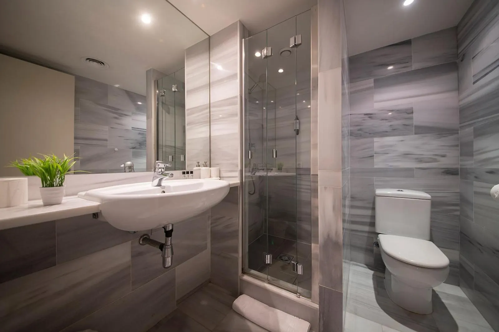 You Stylish Beach Apartments Barcelona Spain